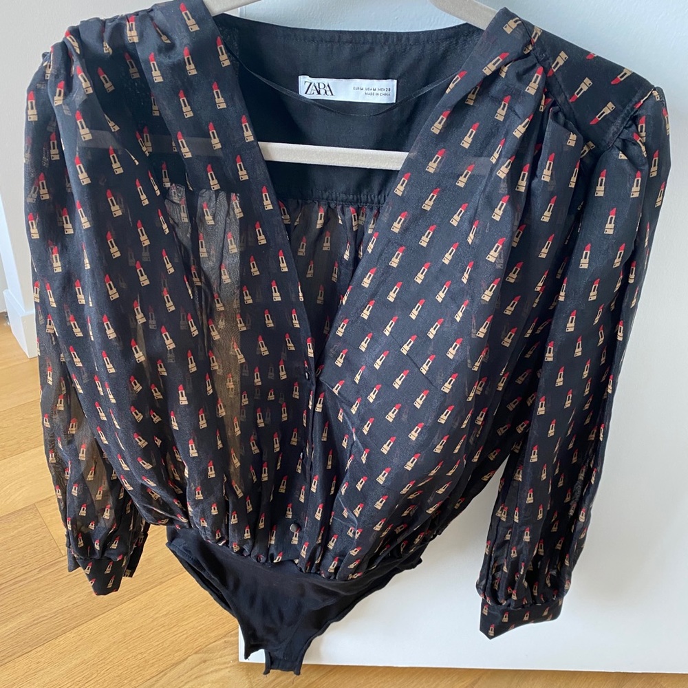 ZARA SHEER LIPSTICK PRINT BODYSUIT